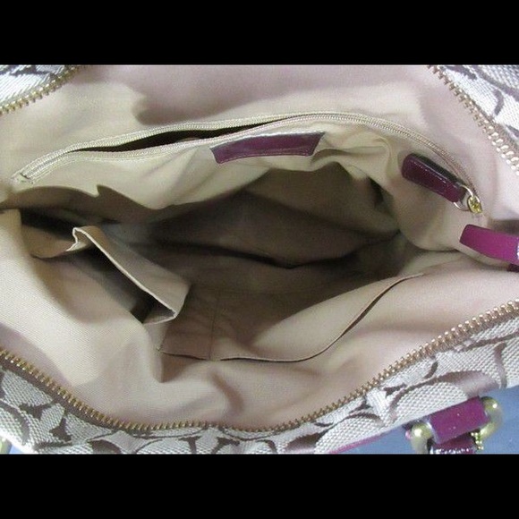 Coach Signature Stripe Tote F28504 - Picture 4 of 6
